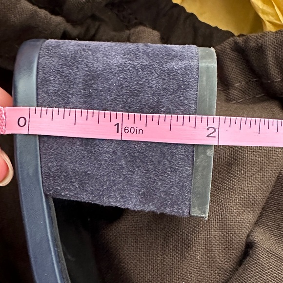 Tod’s block heel sandals in navy - Picture 9 of 10